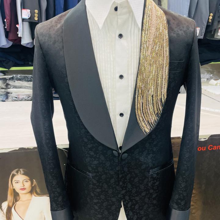 Tuxido suit with zadrozi work